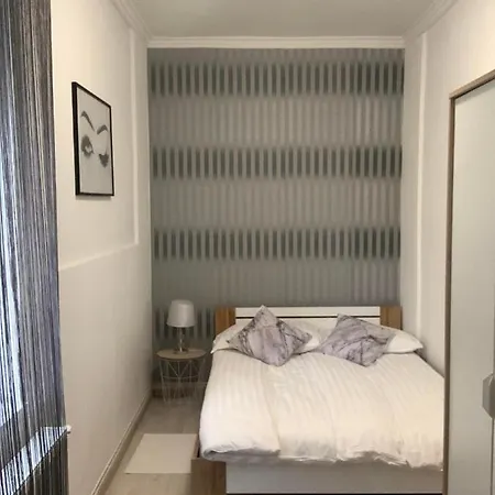 Apartment Centrum Apartman *